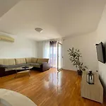 Apartamento Two-bedroom In I