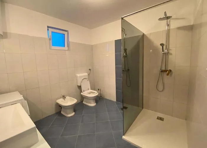 Two-bedroom In I Apartamento Maslenica