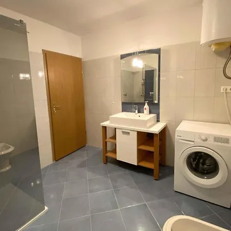 Two-bedroom In I Maslenica